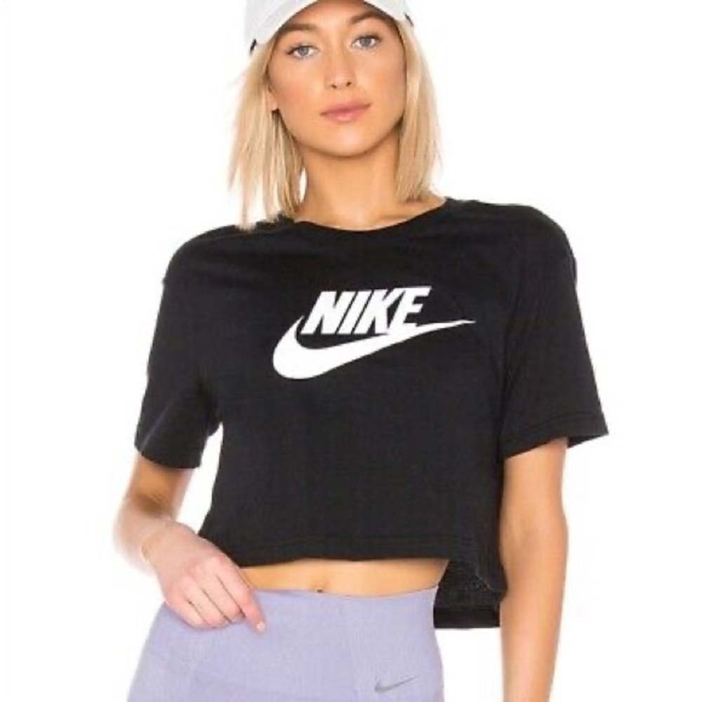 Nike Black Essential Cropped T-Shirt